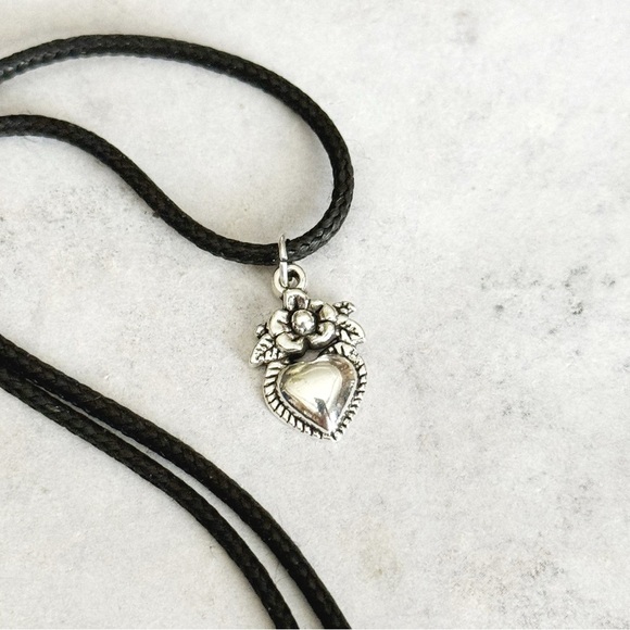 5 For $25💫Alternative Silver Heart Rose Pendant Necklace - Picture 5 of 5